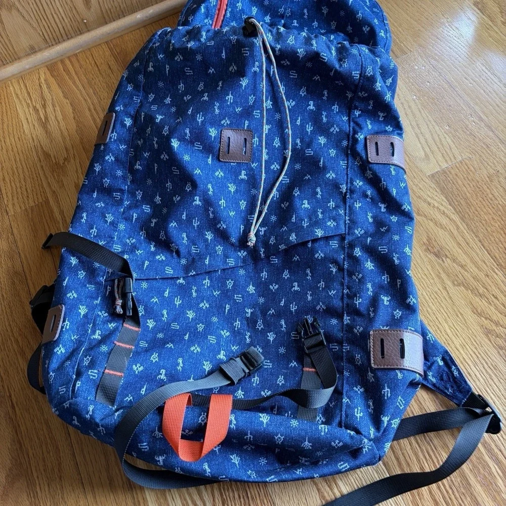 Patagonia Arbor Pack 26L Backpack Legend Blue Laptop Sleeve Heritage Daypack